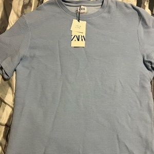 Zara men’s blue T shirt in size large